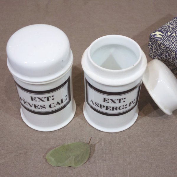 画像2: ブロカント 陶器／薬を入れていたポット／NO.30 (2)