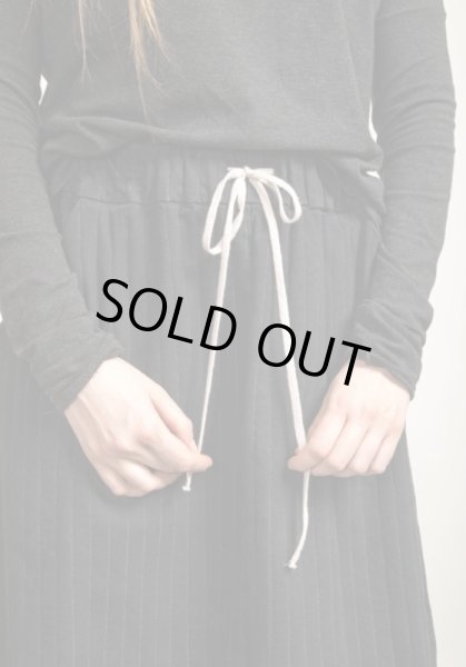 画像4: #32_16 PINSTRIPED SKIRT (Sサイズのみ） (4)