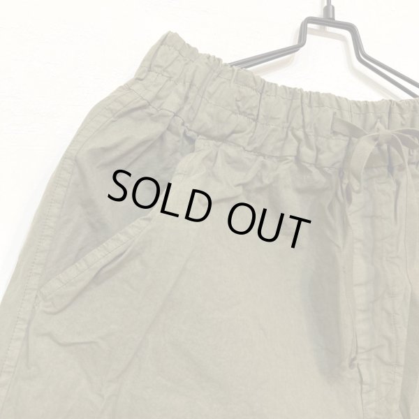 画像2: 23_210 WIDE & SHORT TROUSERS CC / KHAKI (Mサイズのみ) (2)