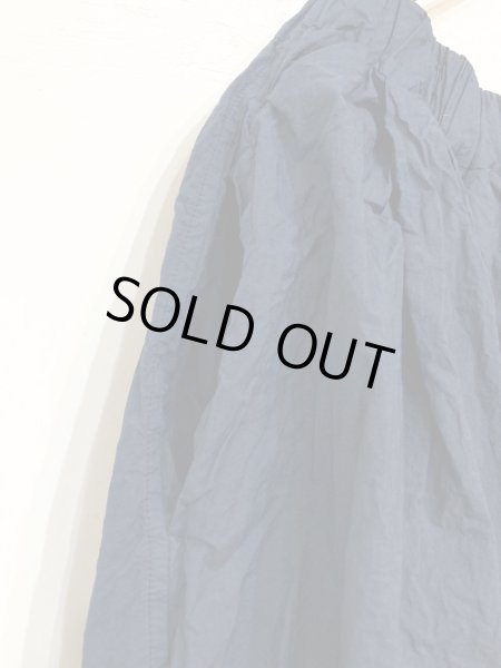 画像3: 32_03 PLEATED SKIRT TC / NAVY（Lサイズのみ） (3)