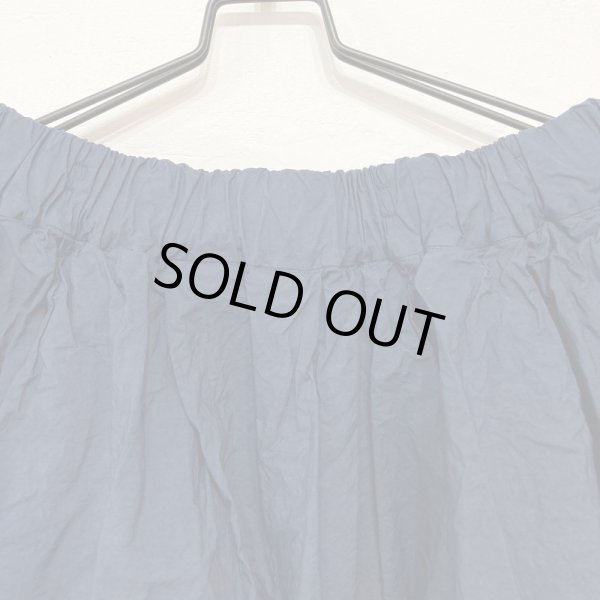 画像2: 32_03 PLEATED SKIRT TC / NAVY（Lサイズのみ） (2)