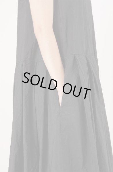 画像3: ALBUM 3024 PLEATED SLEEVELESS DRESS -BLACK- (3)