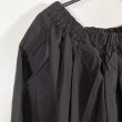 画像2: ALBUM 32_17 PLEATED LONG SKIRT -BROWN- (2)